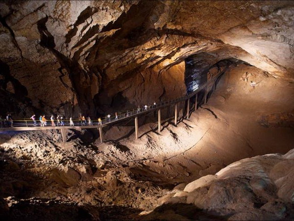 достопримечательности Абхазии новоафонская пещера