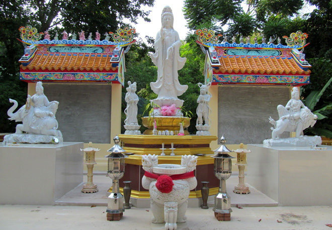 Wat Paa Sang Tham