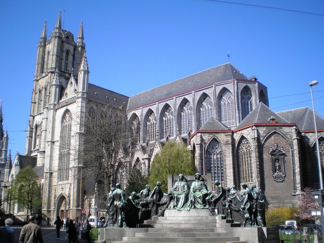 Главная церковь города и епископства Гент
