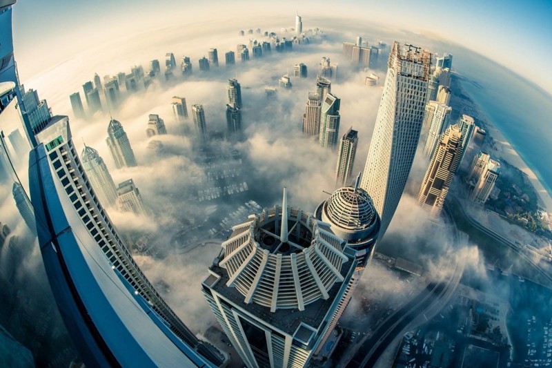 Море - это лишь одна из достопримечательностей Дубая. Например, ещё вы можете пожить в облаках богатство, дубай, оаэ, роскошь