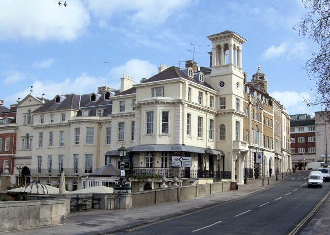 The Pitcher and Piano Pub, Richmond, London.