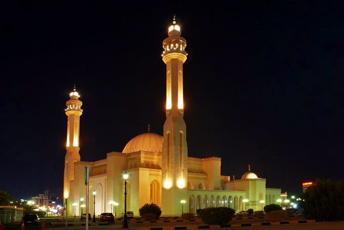 Bahrain Grant Mosque (Night view)