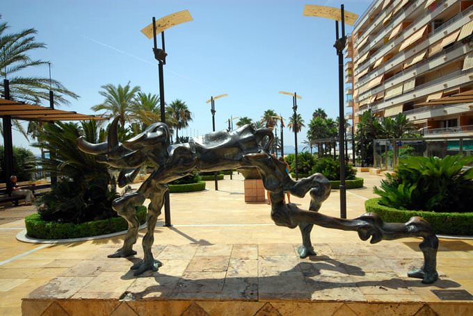 Marbella, Salvador Dali