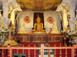 Храм Священного Зуба Будды. Канди → Архитектура
