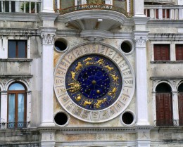Часовая башня. Венеция → Архитектура