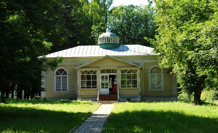 Музей-усадьба Ботик