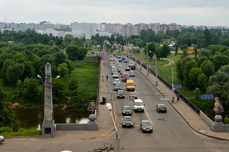 Мост через реку Днепр