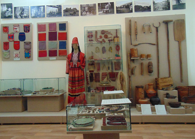 Внутри этнографического музея