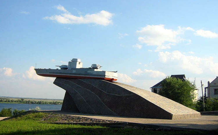 Памятник морякам Дунайской флотилии