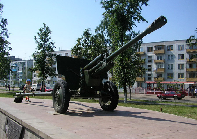 Памятник воинам – артиллеристам