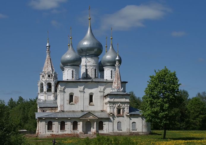 Крестовоздвиженский собор