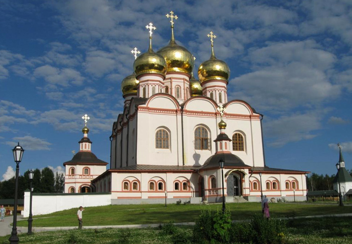 Валдайский Иверский монастырь