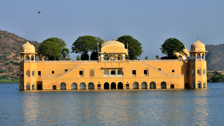 Джал-Махал – Дворец на воде