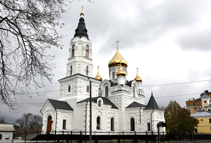 Свято- Крестовоздвиженский кафедральный собор