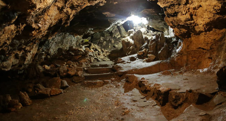 Бондаревская пещера