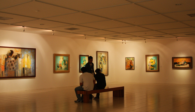 Внутри музея «Museo de Arte de El Salvador»