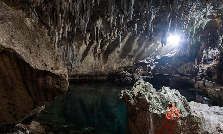 Пещера Хинагданан