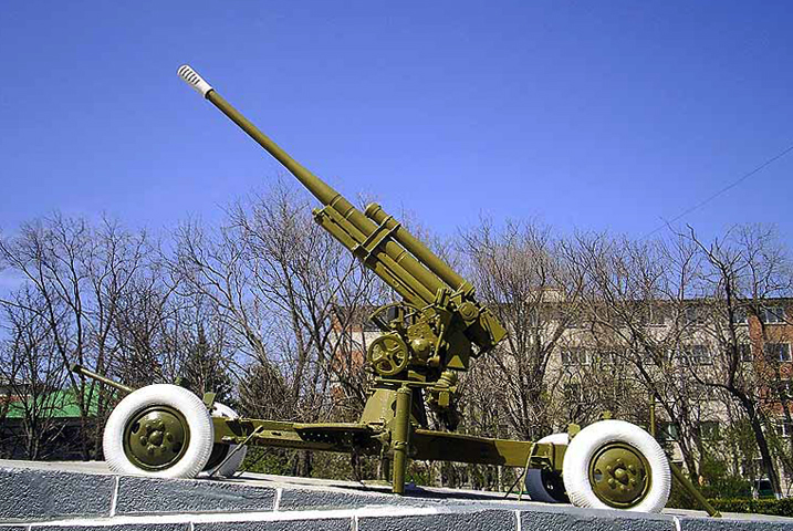 Памятник 85 – миллиметровой зенитной пушке