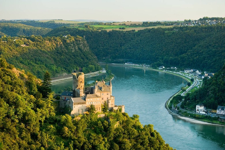 Живописная долина Рейна