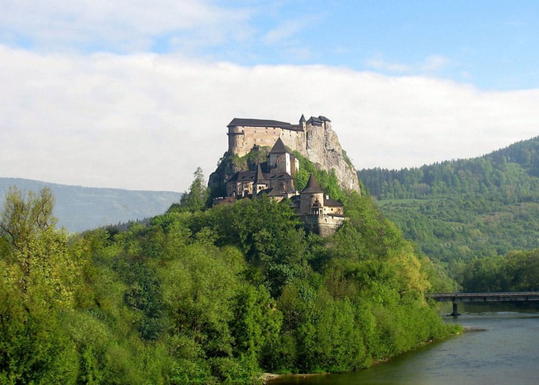 Оравский замок играл роль замка Дракулы
