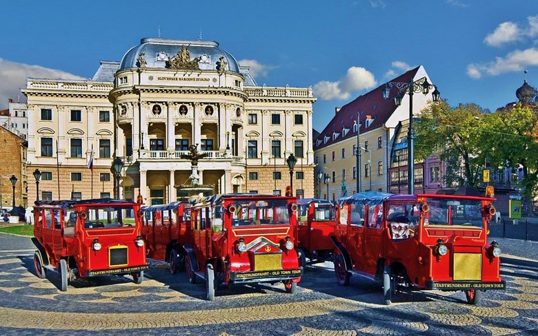 Экскурсии по Братиславе стартуют с Главной площади
