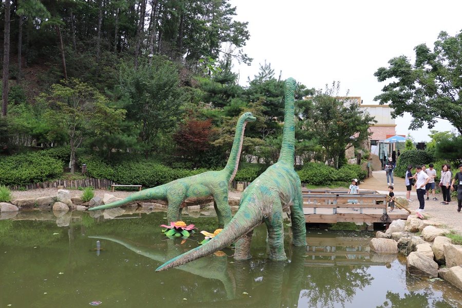 Deokpyeong Dinosaur Arboretum