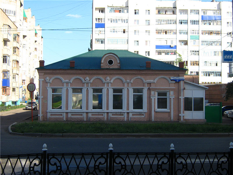 Дома Баязитова