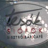 Tesók Café & Bar