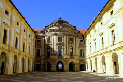 чехия, аустерлиц, микулов, леденице