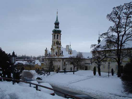 Лоретта в снегу