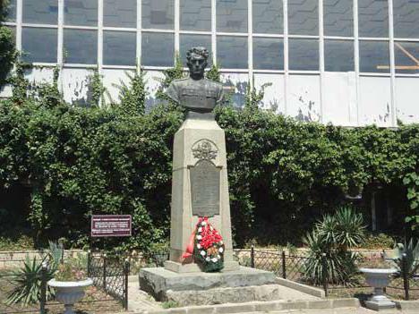 памятник Ахмет-Хану Султану