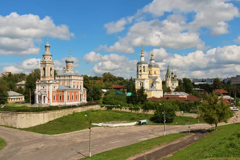 Три посадских церкви - Успенская, Ильинская и СвятойТроицы