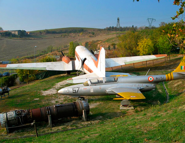 11-Theme-Park---Aviation-Museum