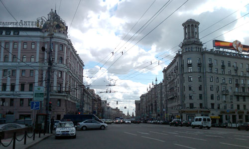 Тверская улица в районе Пушкинской площади