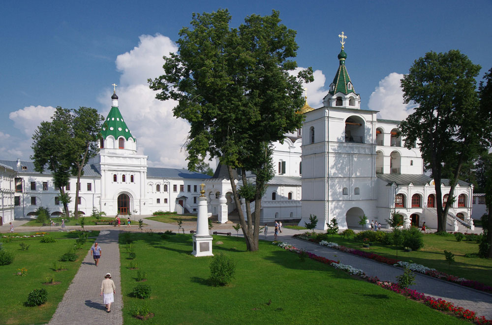 Что посмотреть в Костроме за 1 день: Ипатьевский монастырь