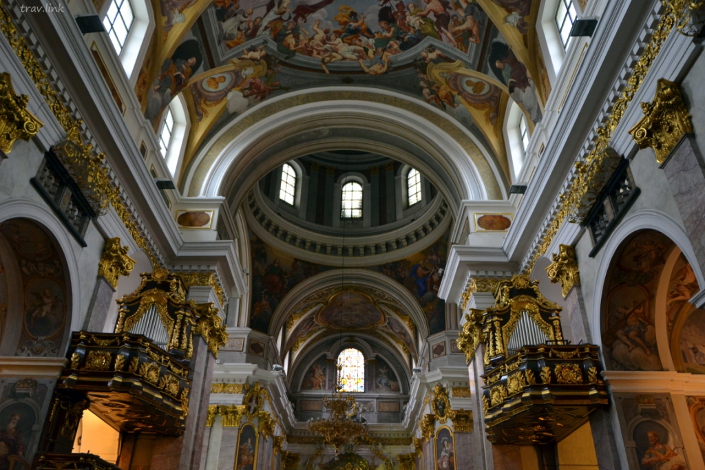 Собор Святого Николая фото внутри