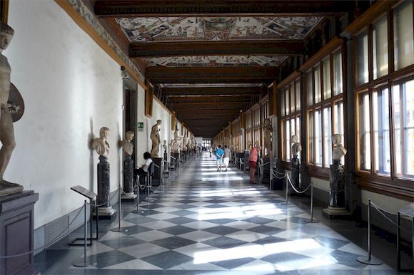 Галерея Уффици внутри, Флоренция