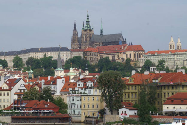 prague_grad_01er