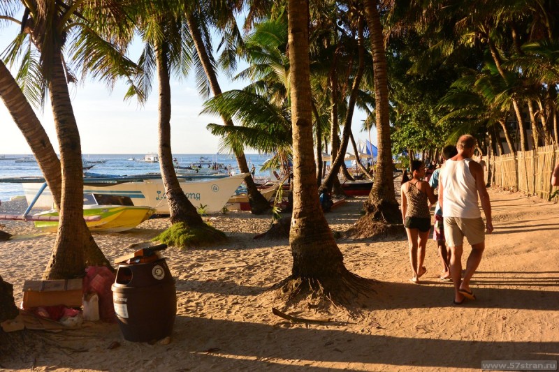 White beach path