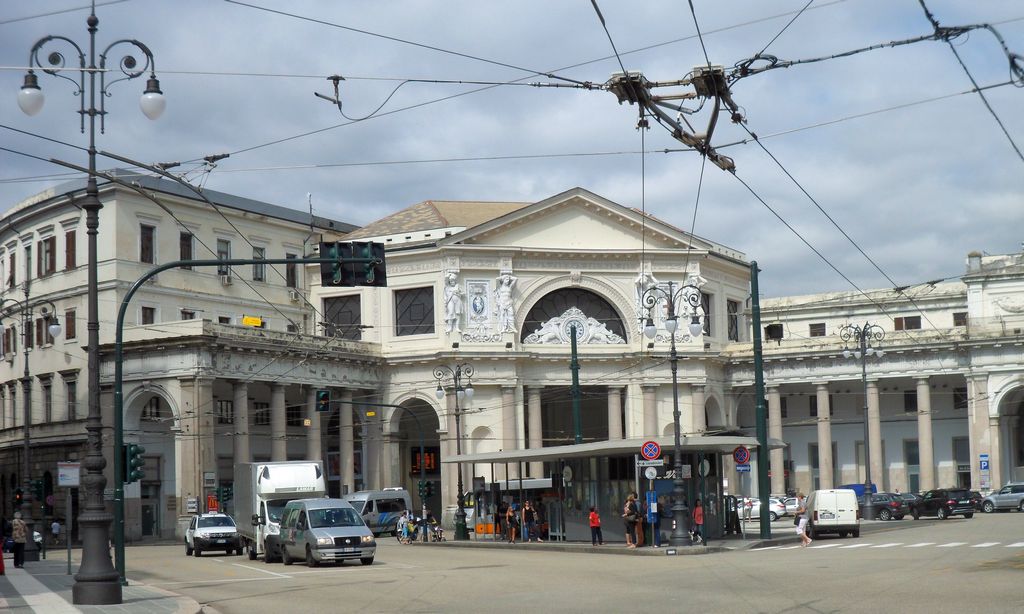 ЖД вокзал в Генуе