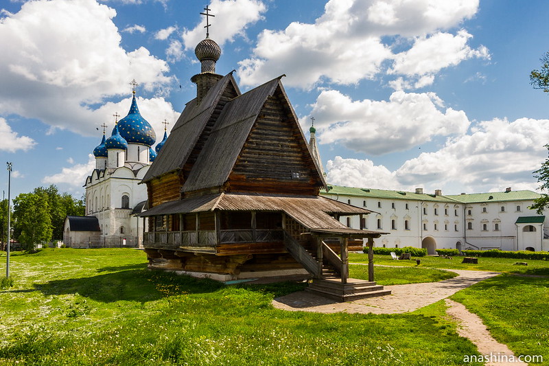 Никольская церковь из села Глотово Юрьев-Польского района