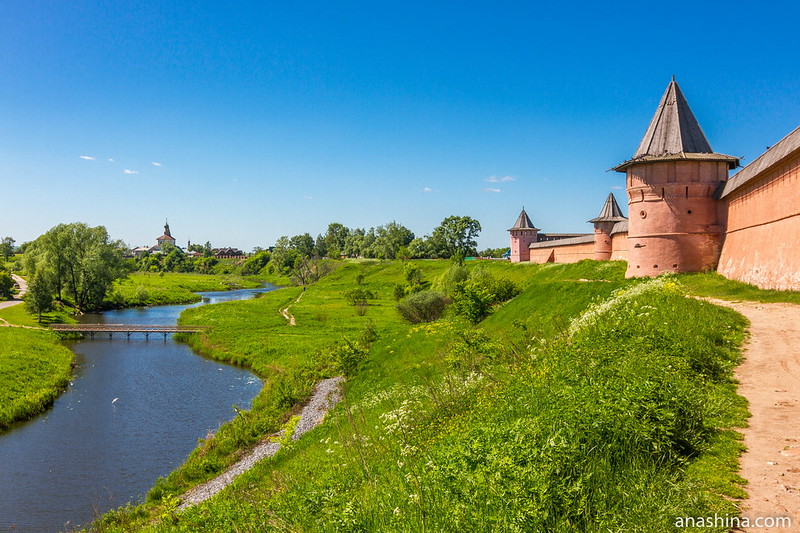 Стены Спасо-Евфимиева монастыря, Суздаль
