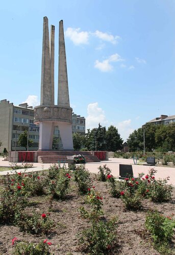 Обелиск павшим землякам 