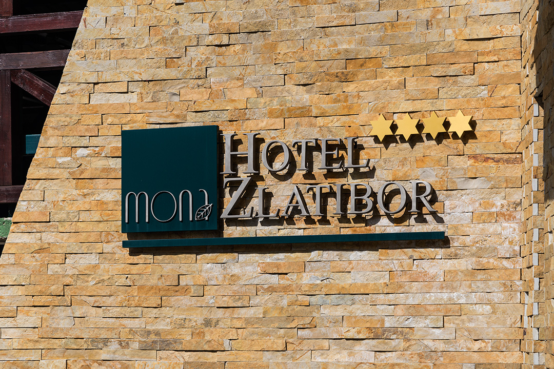 Mona отель Златибор