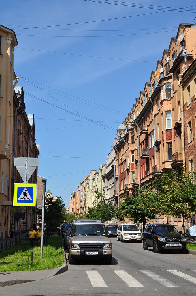 Малый проспект, Петроградская сторона