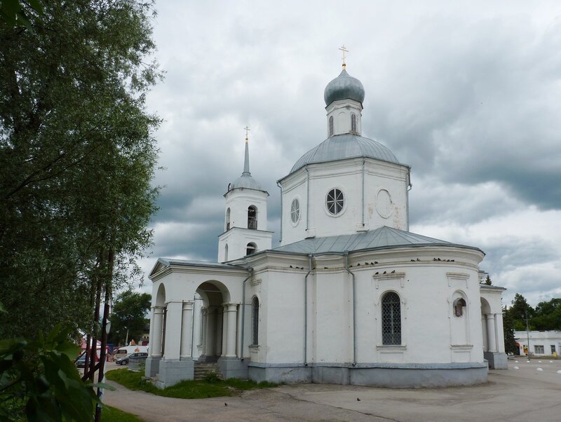 Троицкий собор в Острове