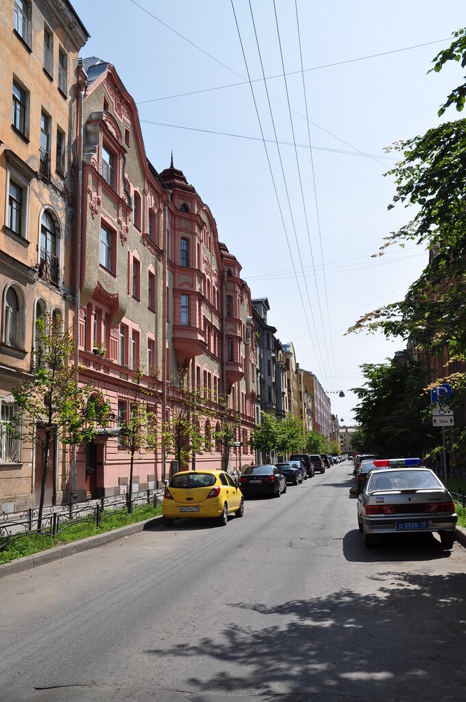 Малый проспект, Петроградская сторона