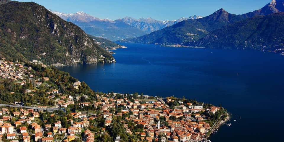 Панорама озера Комо на севере Италии