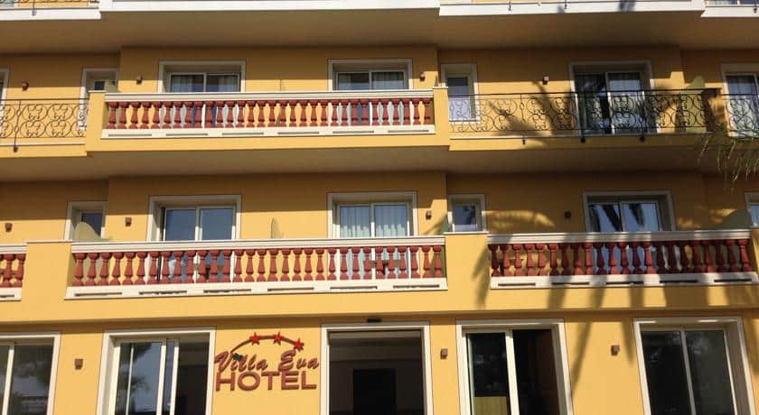 Отель 3 звезды Hotel Villa Eva в Вентимилья