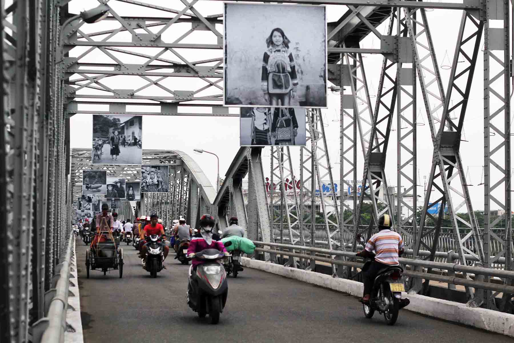 Мост Truong Tien Bridge